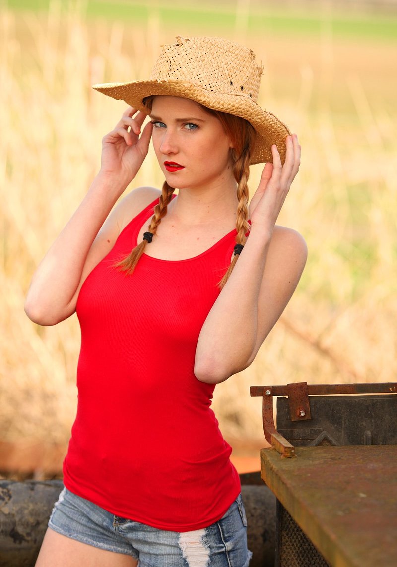 Белла, 44 года, 1 размер груди